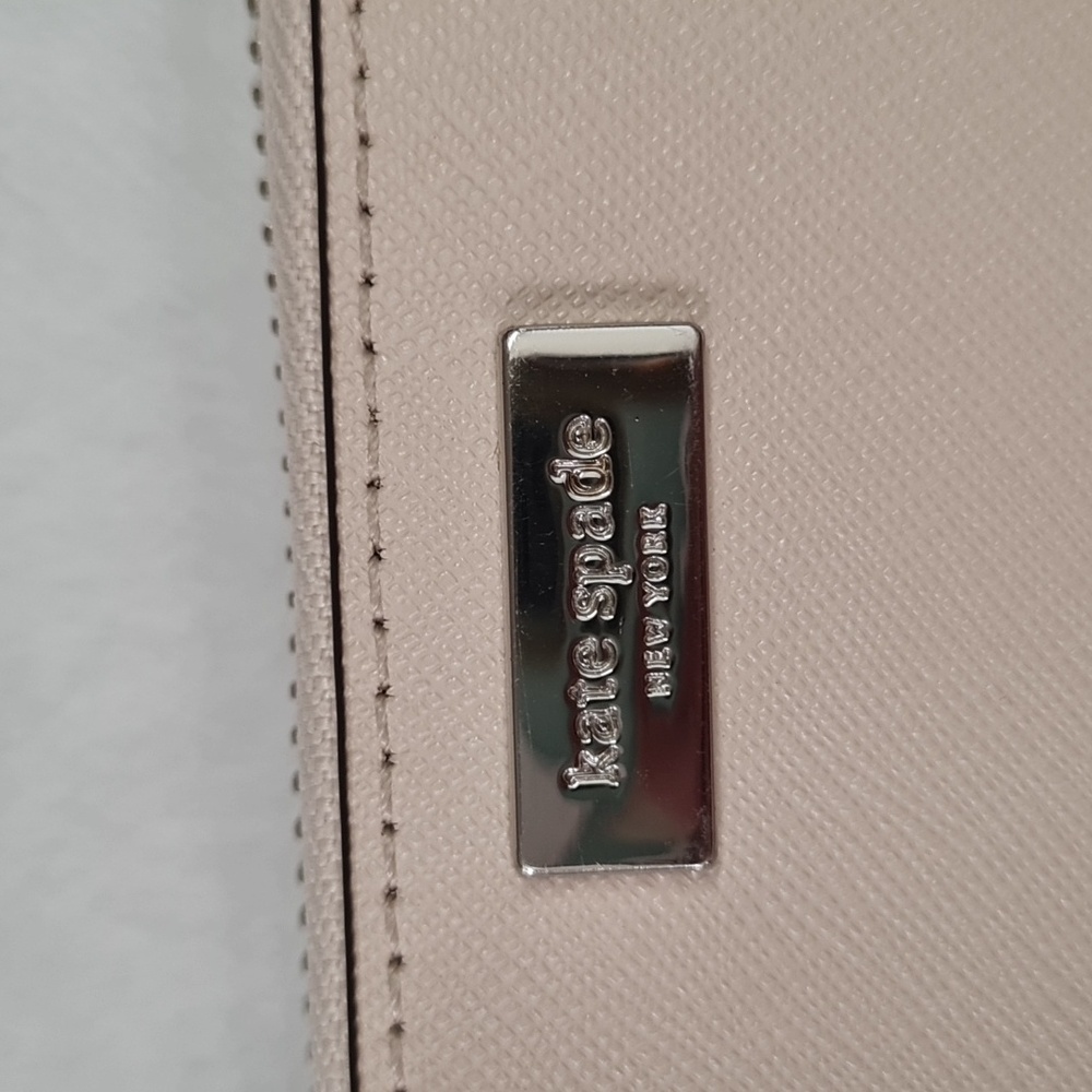 KATE SPADE WALLET - Picture 3 of 17